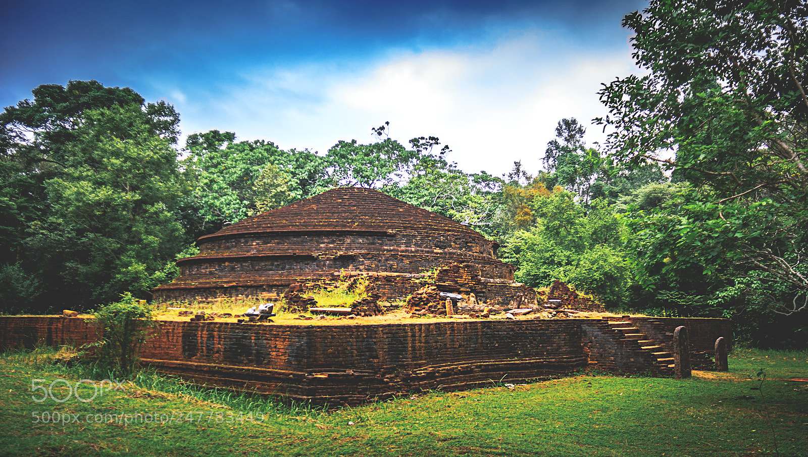Canon EOS 600D (Rebel EOS T3i / EOS Kiss X5) sample photo. The forgotten temple, sri photography