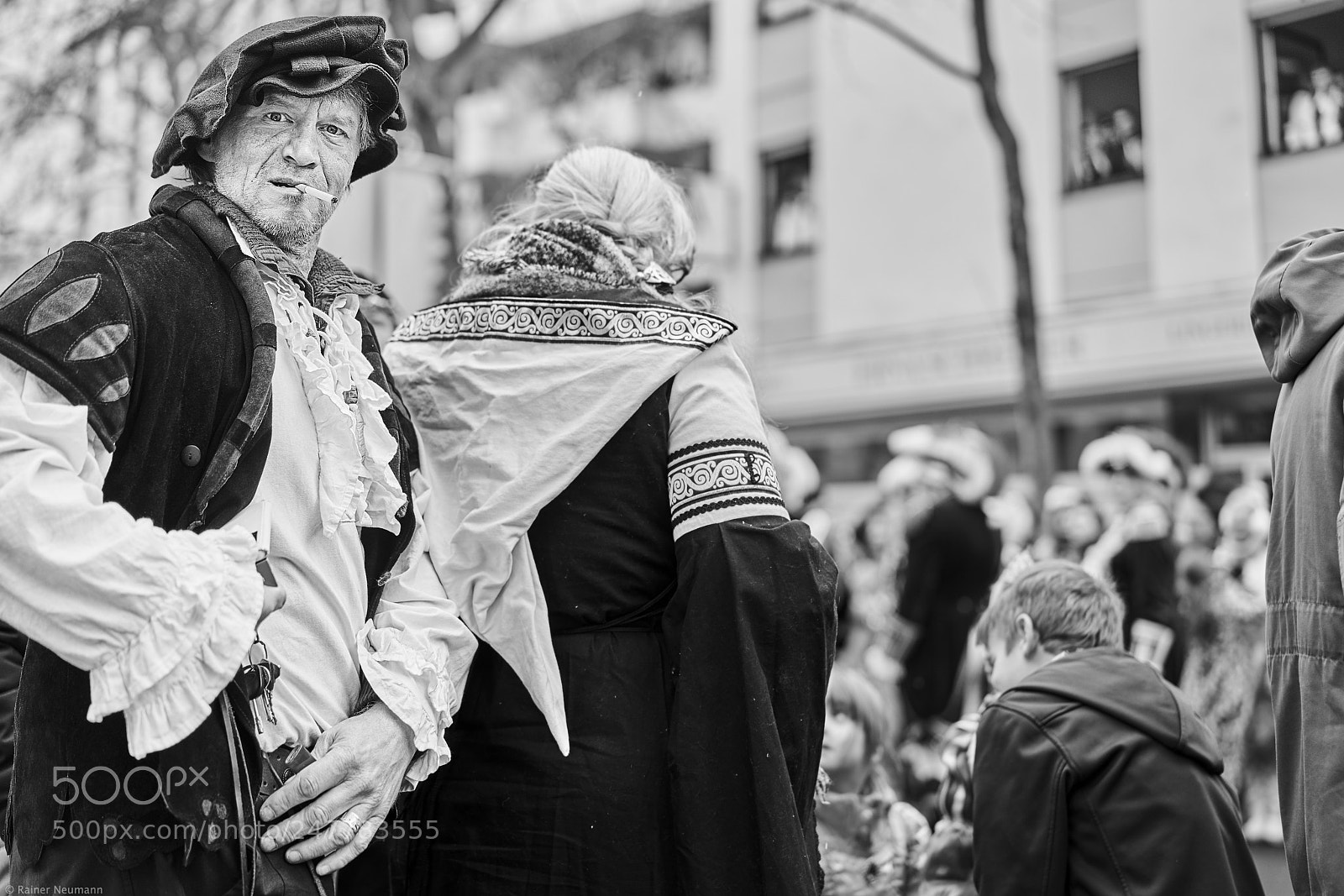 Sony a7R II sample photo. Mann 432 b&w photography