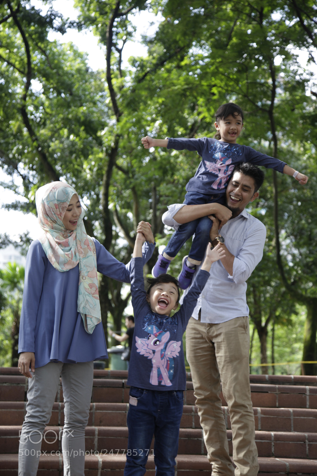 Canon EF 24-105mm F4L IS USM sample photo. Malaysian happy family photography