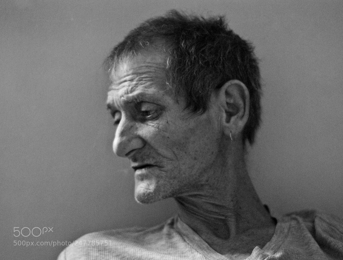Nikon D3000 sample photo. Harry photography