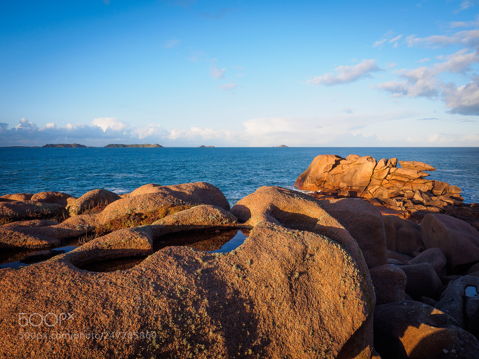 Olympus OM-D E-M10 II sample photo. Cote de granit rose photography