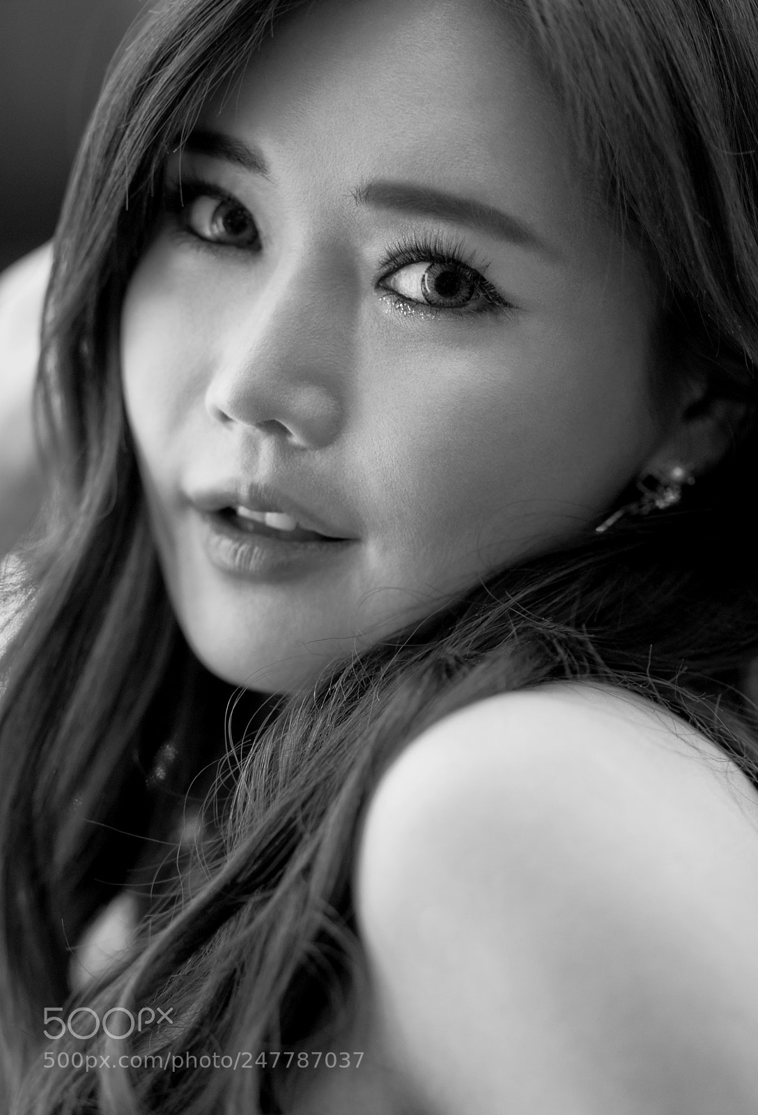 Sony Alpha DSLR-A900 sample photo. The face,, photography