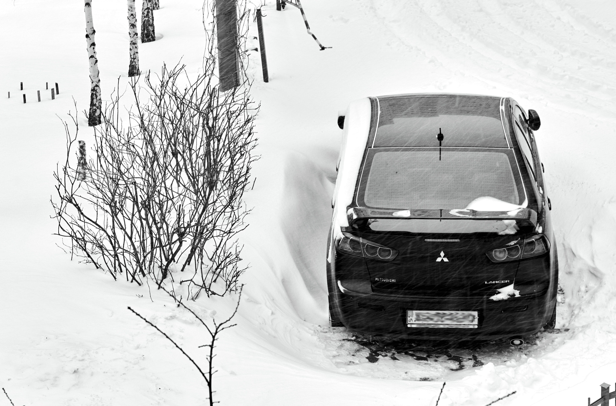 Nikon D7100 sample photo. Car in snow drift photography