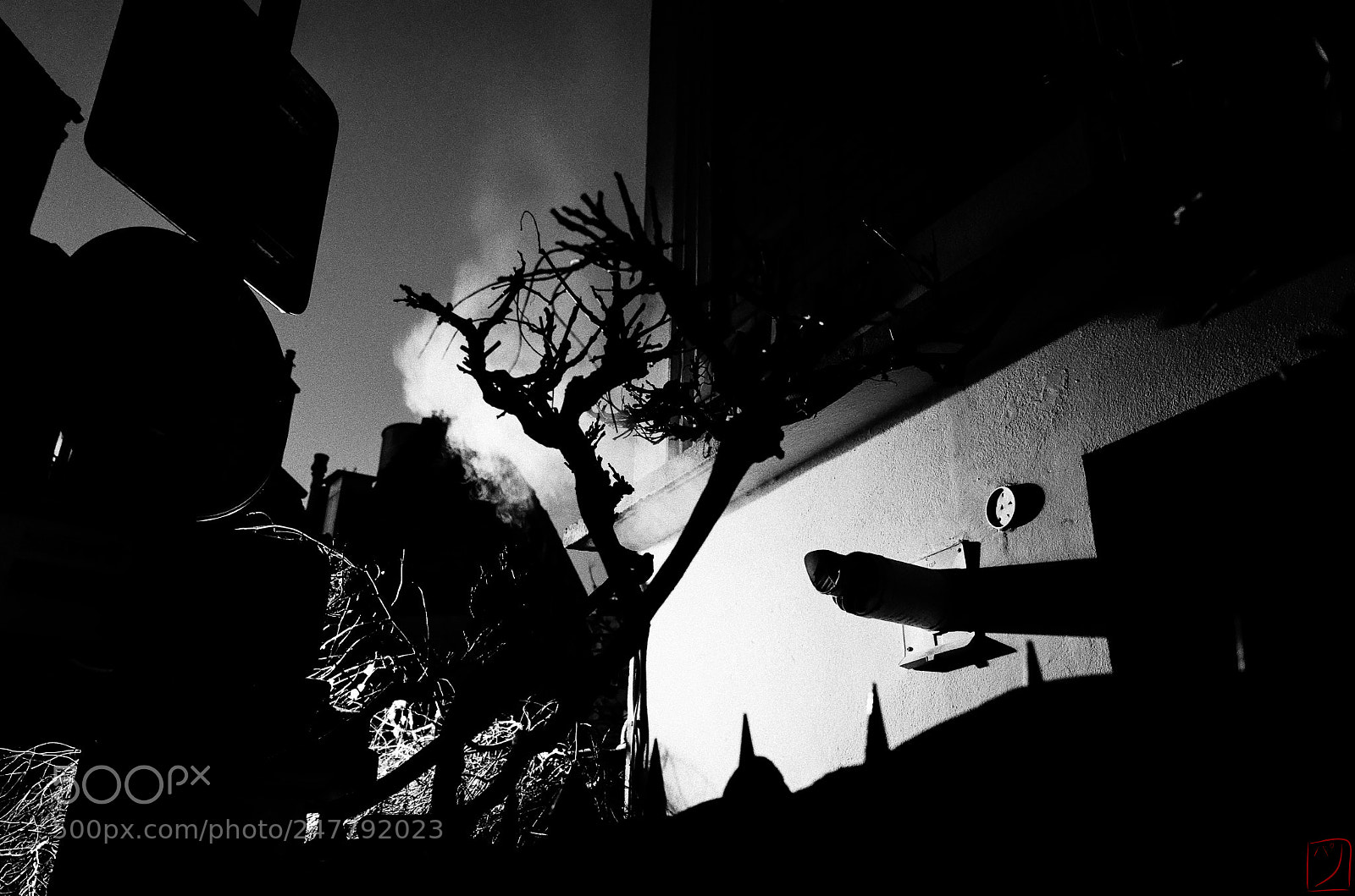 Ricoh GR II sample photo. Vapeur photography