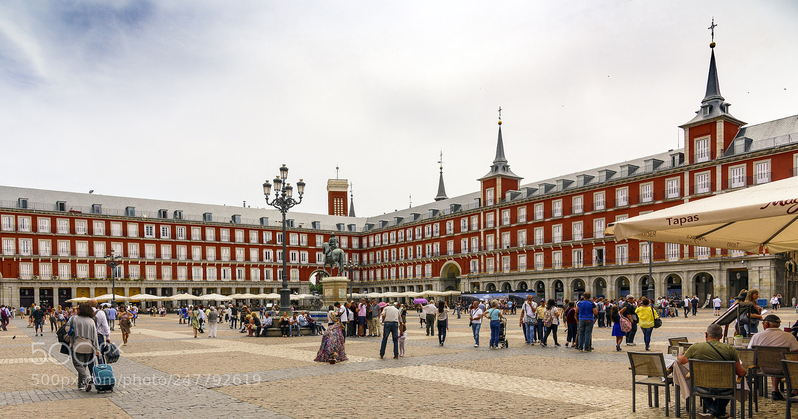Nikon D810 sample photo. Plaza mayor, madrid photography