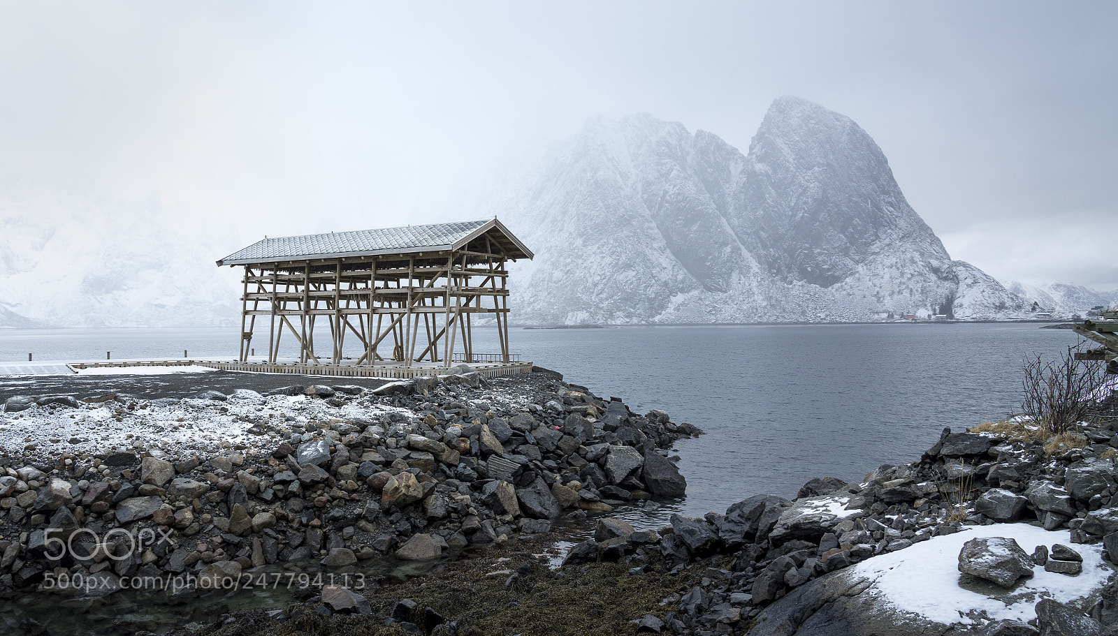 Sony a7R III sample photo. Fish drying building at photography