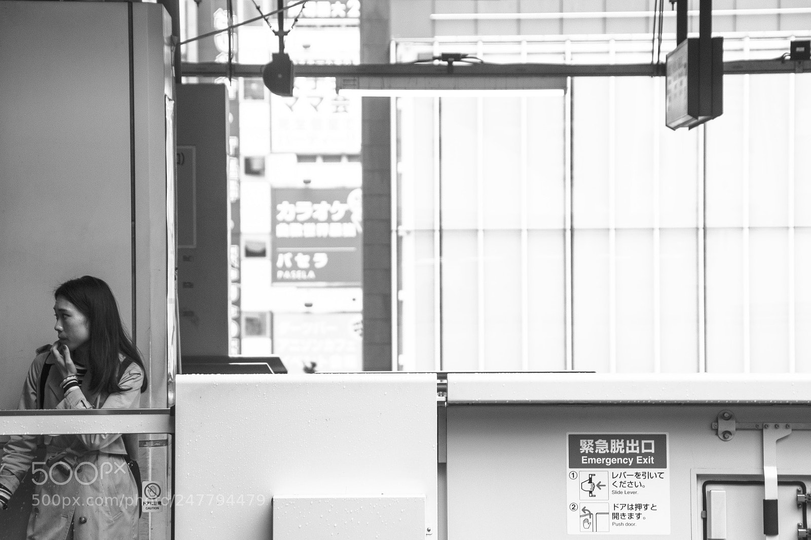Canon EOS 550D (EOS Rebel T2i / EOS Kiss X4) sample photo. The thinking woman. photography