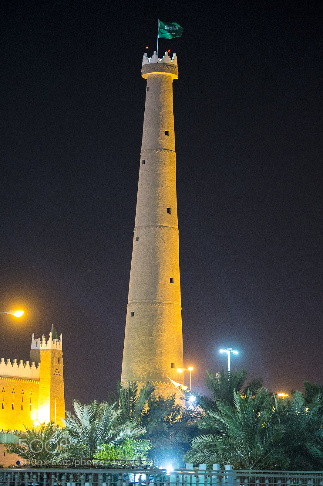 Nikon D4 sample photo. صورة برج الشانة أرث تاريخي في قرية القصيم وسط الجنادرية 2018م photography