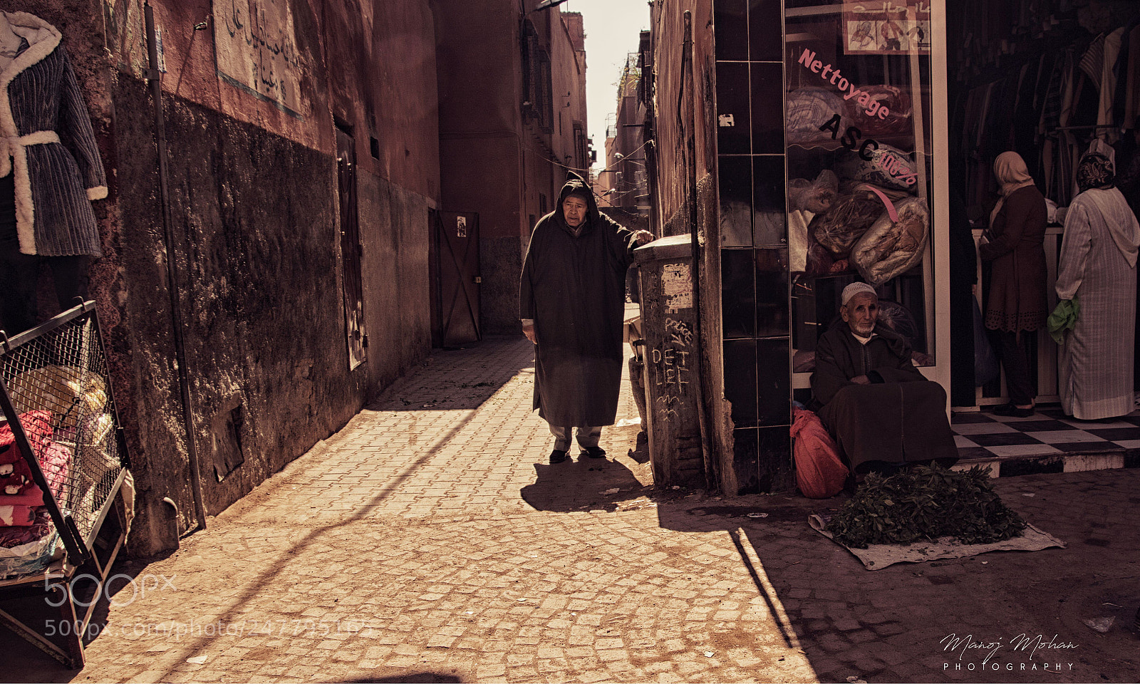 Sony ILCA-77M2 sample photo. Different worlds photography