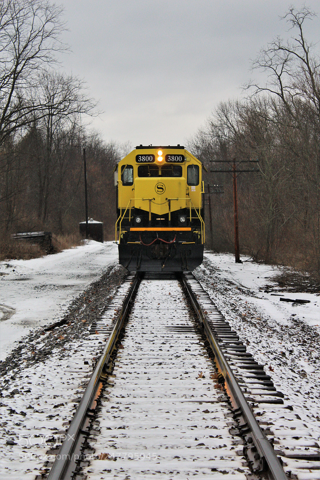 Canon EOS 1200D (EOS Rebel T5 / EOS Kiss X70 / EOS Hi) sample photo. Locomotive head-on shot photography
