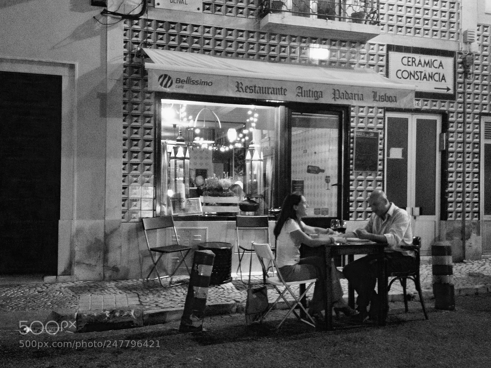 Apple iPhone 4S sample photo. Couple dinning out photography
