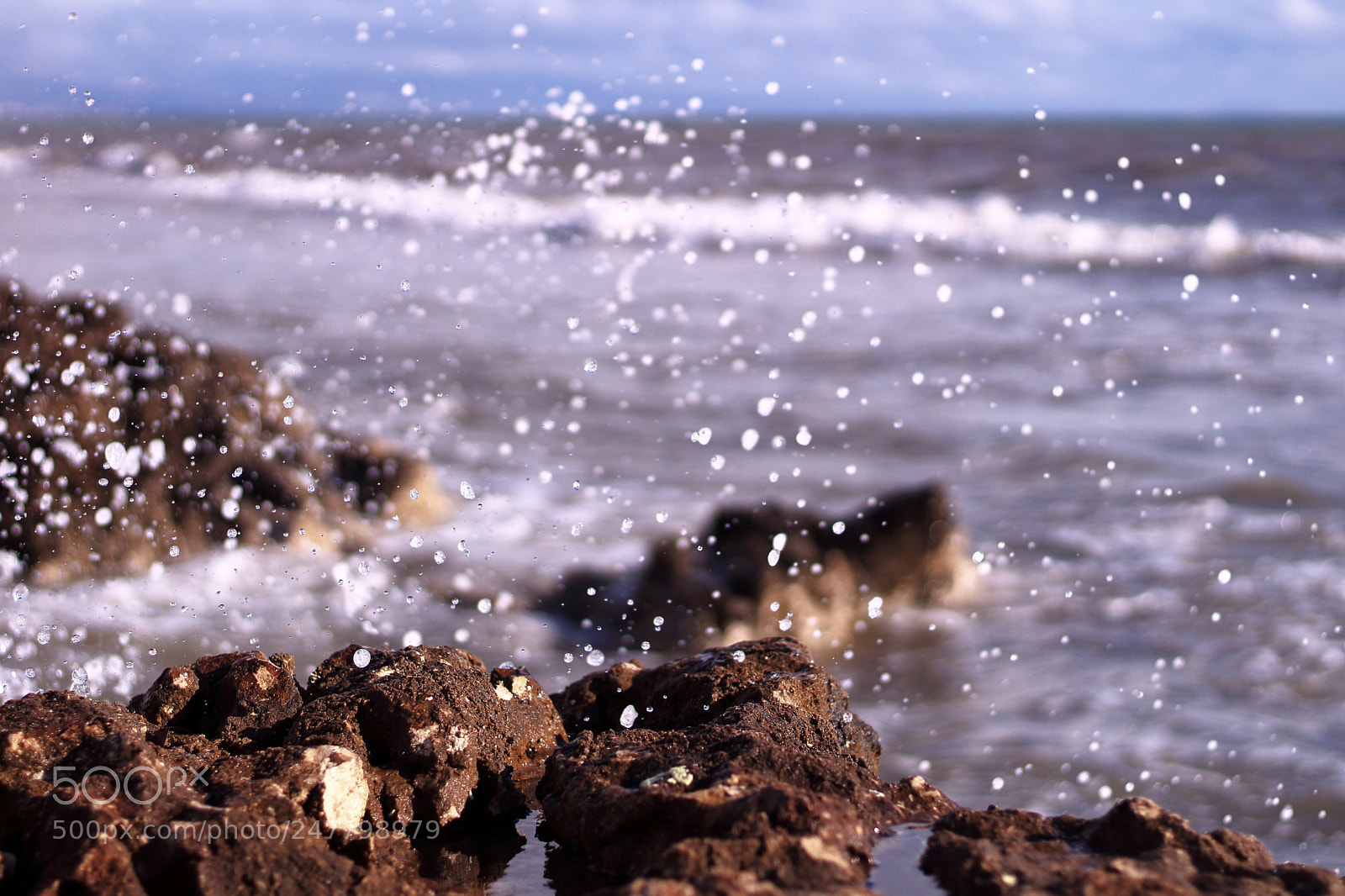 Canon EOS 1300D (EOS Rebel T6 / EOS Kiss X80) + Canon EF 50mm F1.8 STM sample photo. Wave crash ii photography