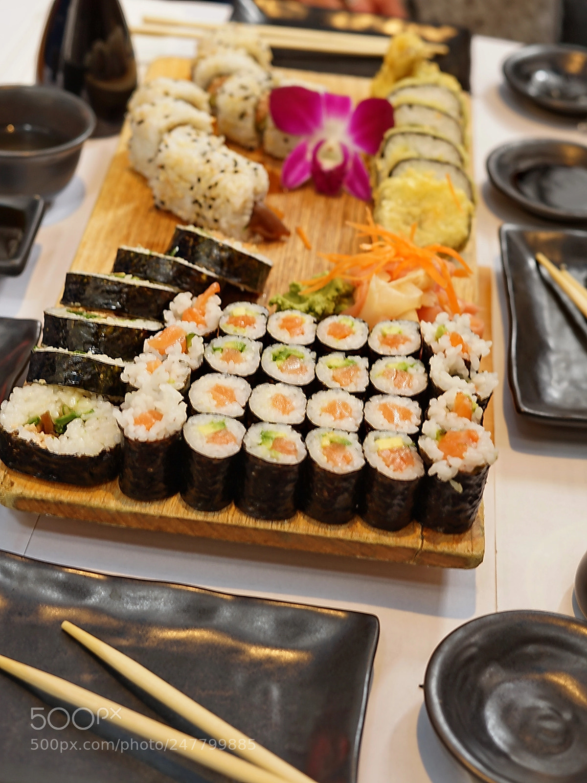 Sony a7 II sample photo. Sushi plate photography