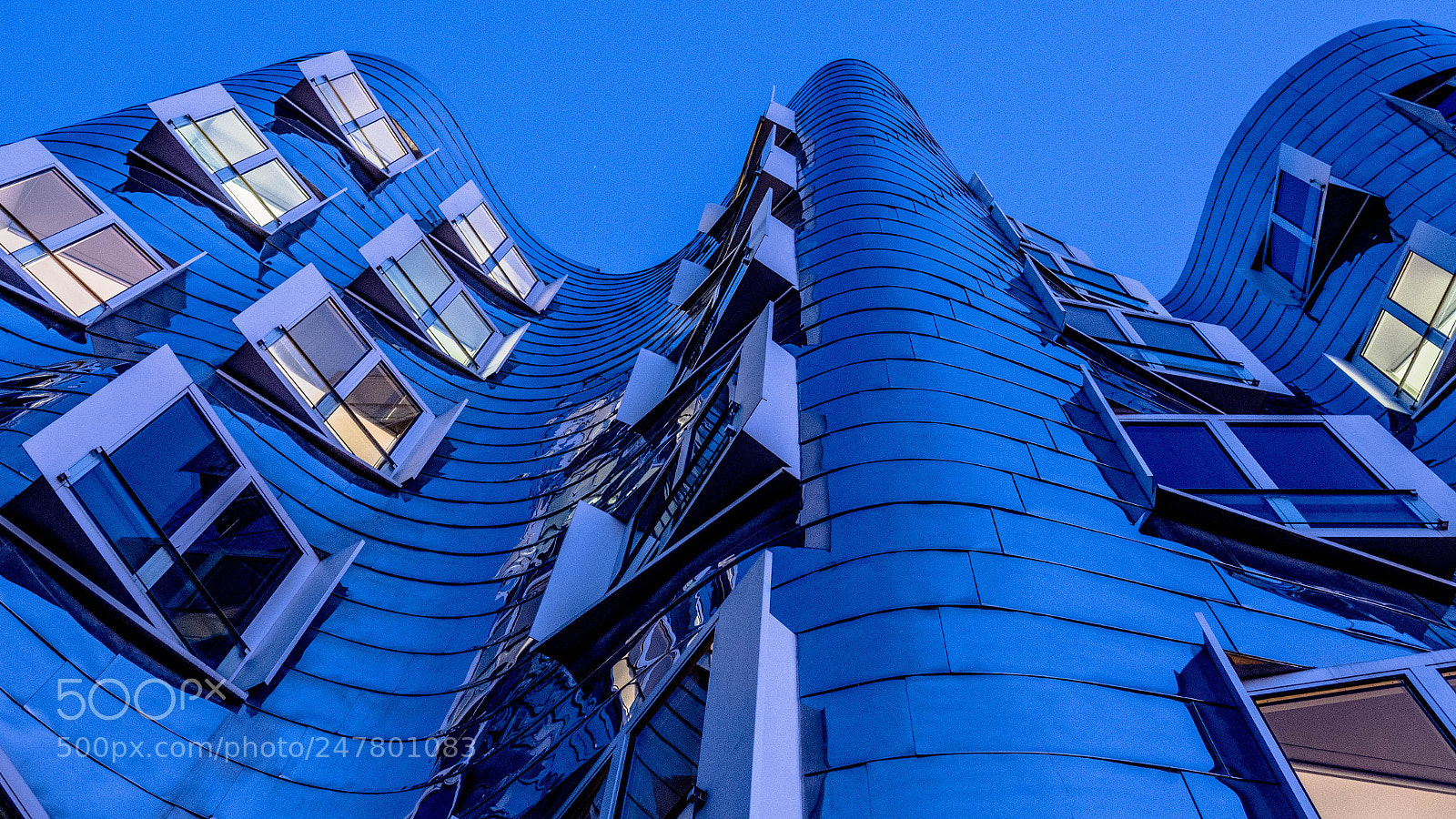 Sony a7R II sample photo. Blue waves photography