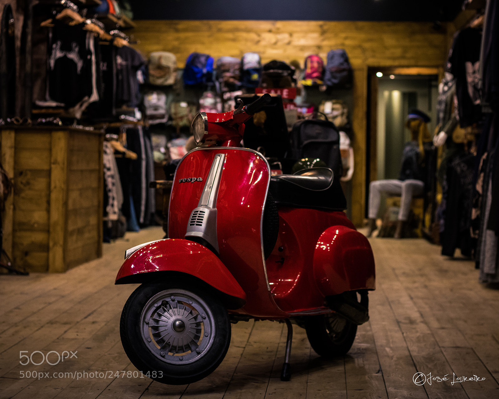 Canon EOS 750D (EOS Rebel T6i / EOS Kiss X8i) sample photo. Motorbike photography