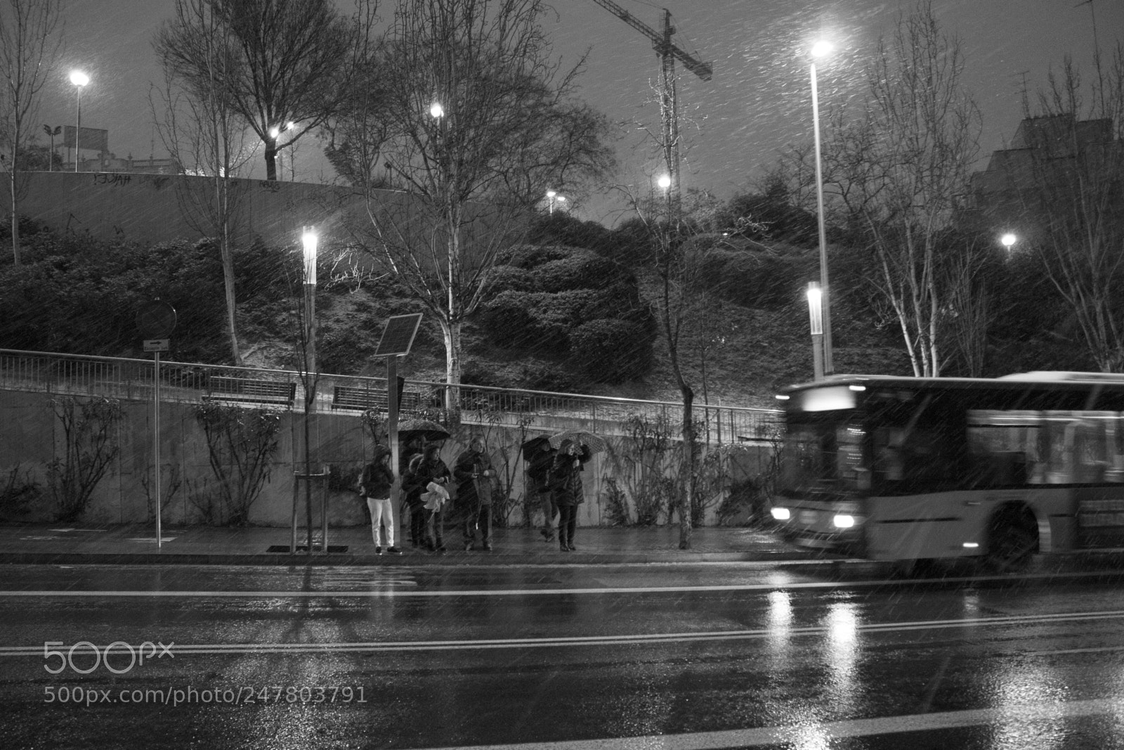Canon EOS 1300D (EOS Rebel T6 / EOS Kiss X80) sample photo. Snowing barcelona 2018 photography