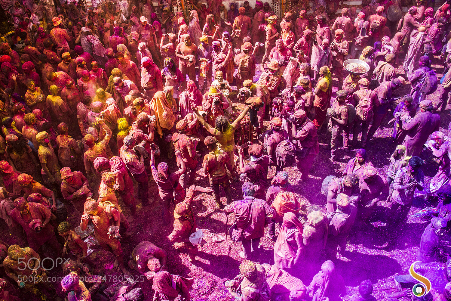 Canon EOS 550D (EOS Rebel T2i / EOS Kiss X4) sample photo. The hues of holi photography
