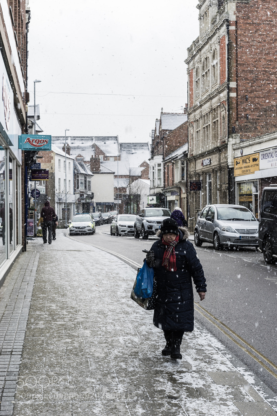 Sony a7 II sample photo. Slowly in the snow photography