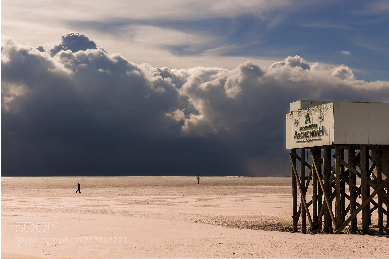 Canon EOS 700D (EOS Rebel T5i / EOS Kiss X7i) sample photo. Storm over paradise photography