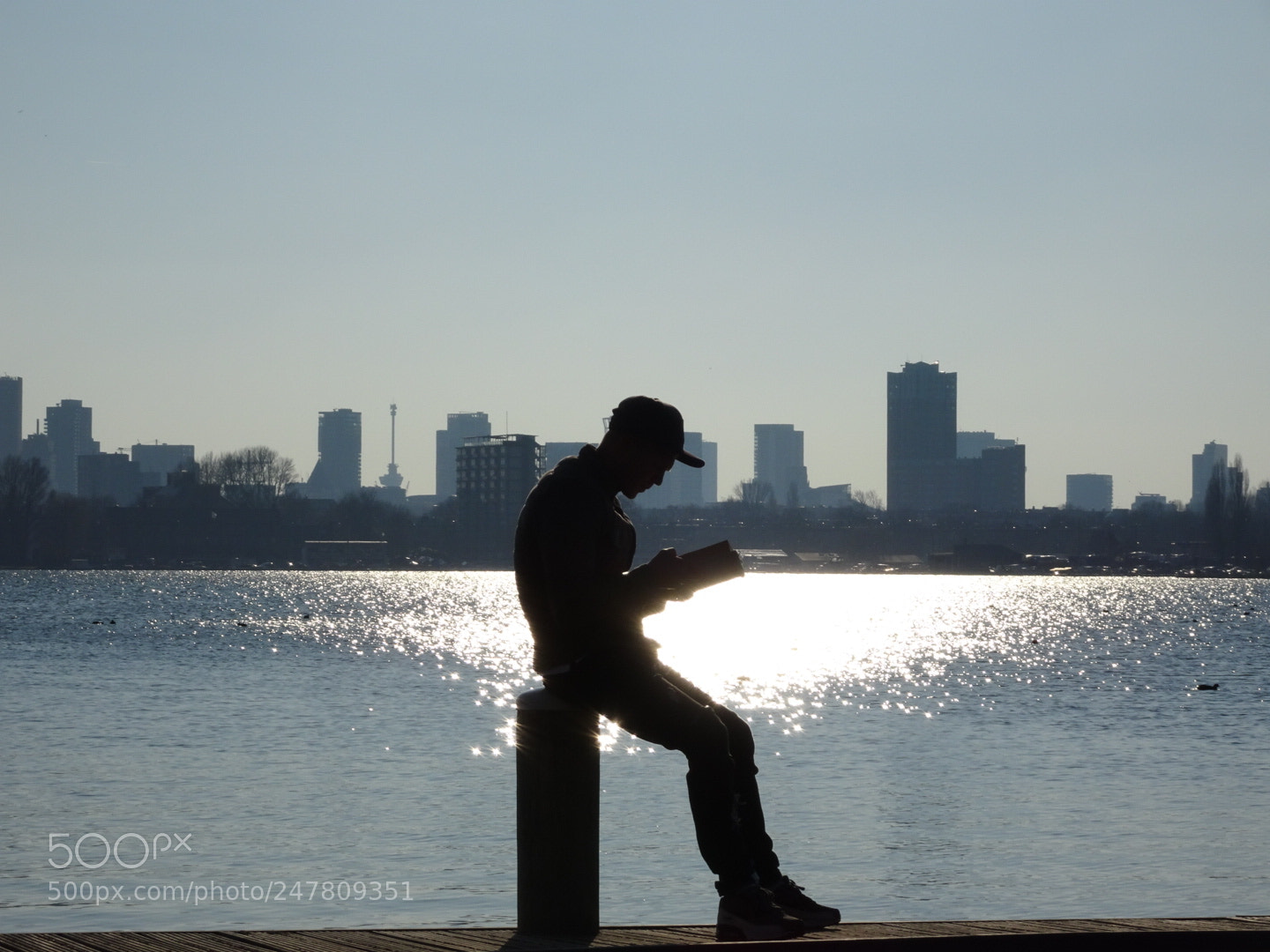 Sony DSC-HX90 sample photo. Reading the skyline photography