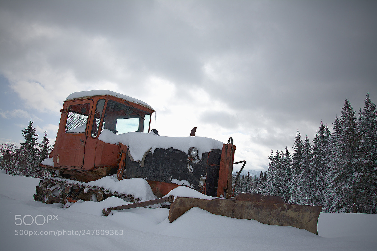 Nikon D5200 sample photo. Oldie photography