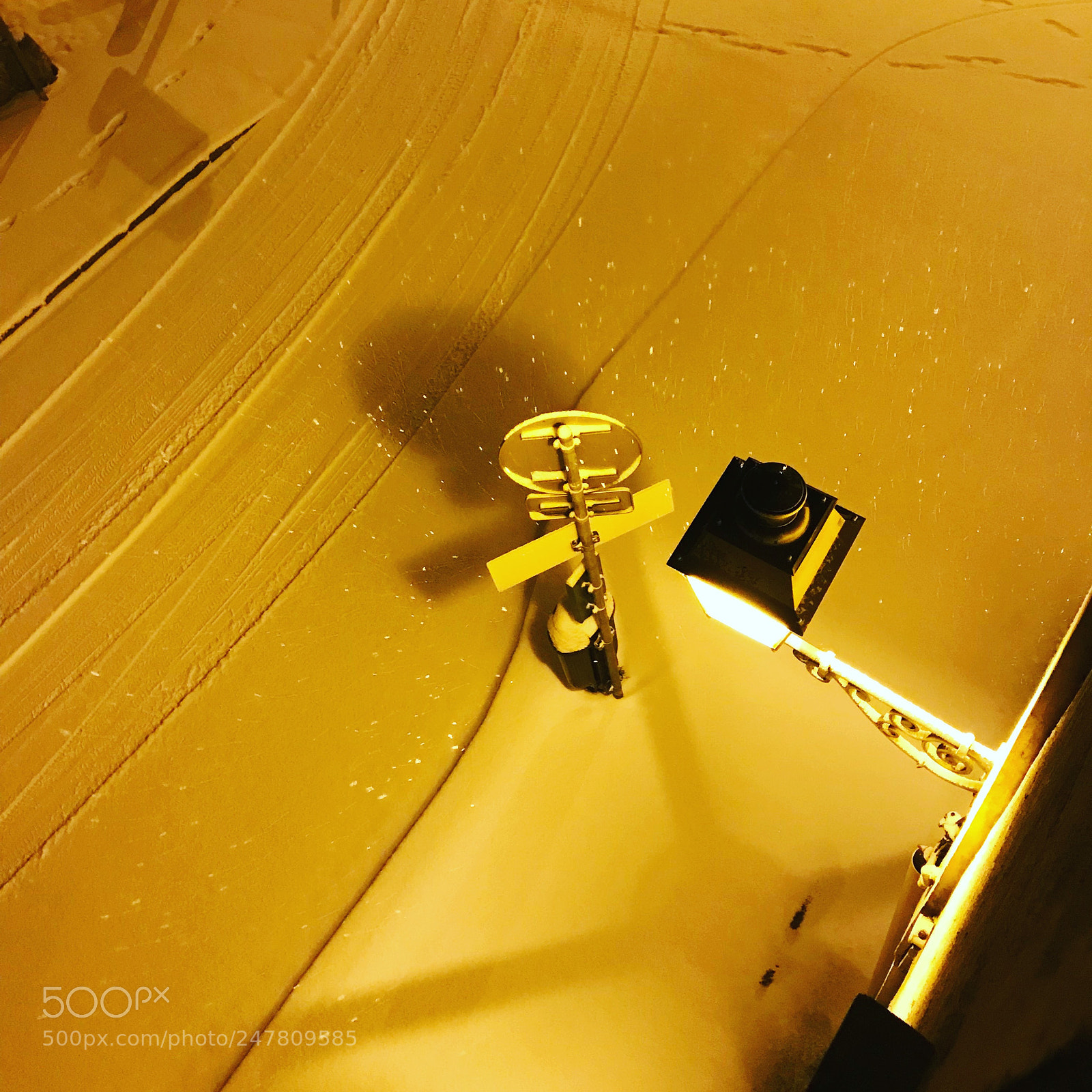 Apple iPhone 7 sample photo. La neige en ville photography
