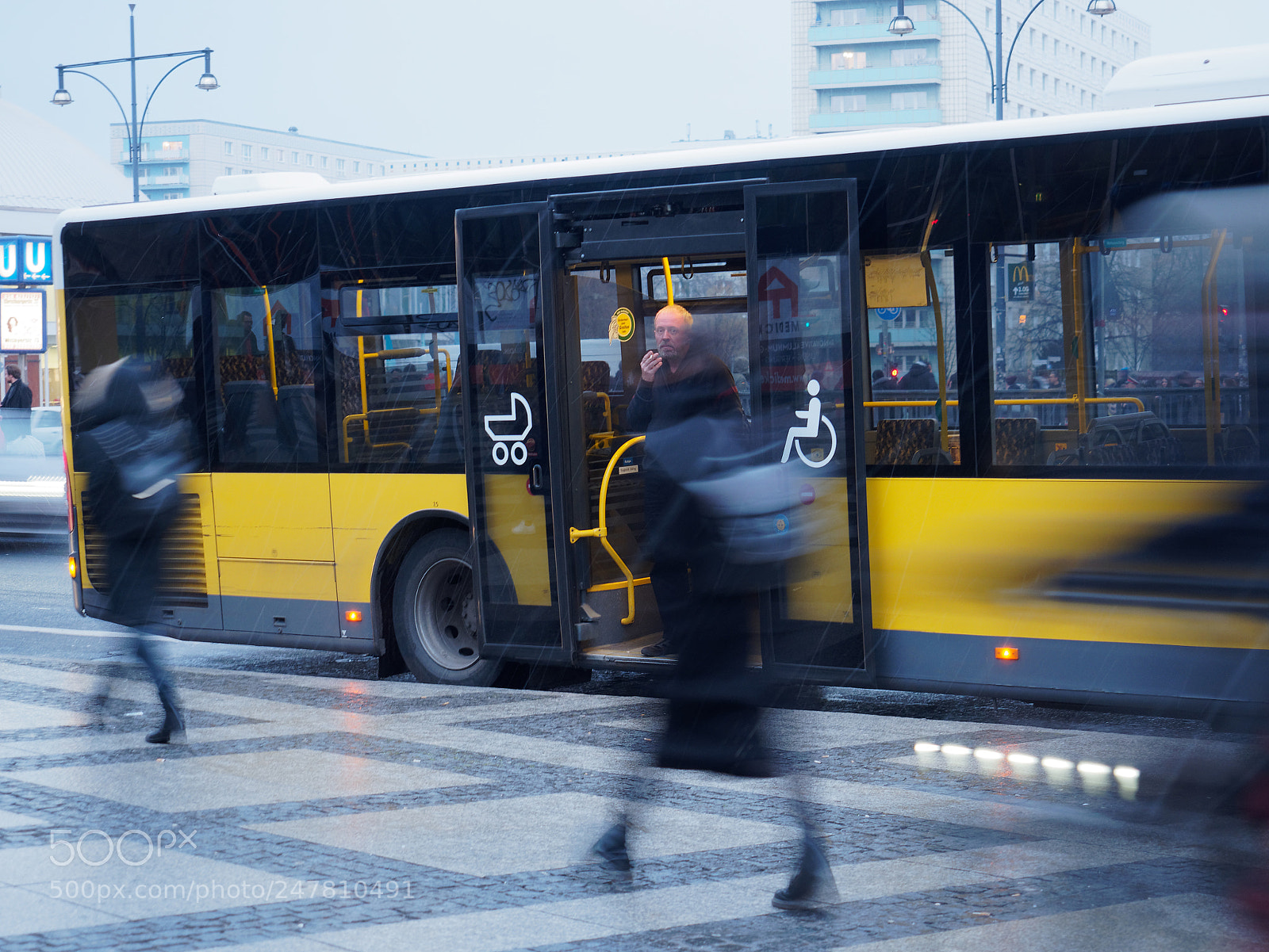 Olympus OM-D E-M5 II sample photo. Bus driver in berlin photography