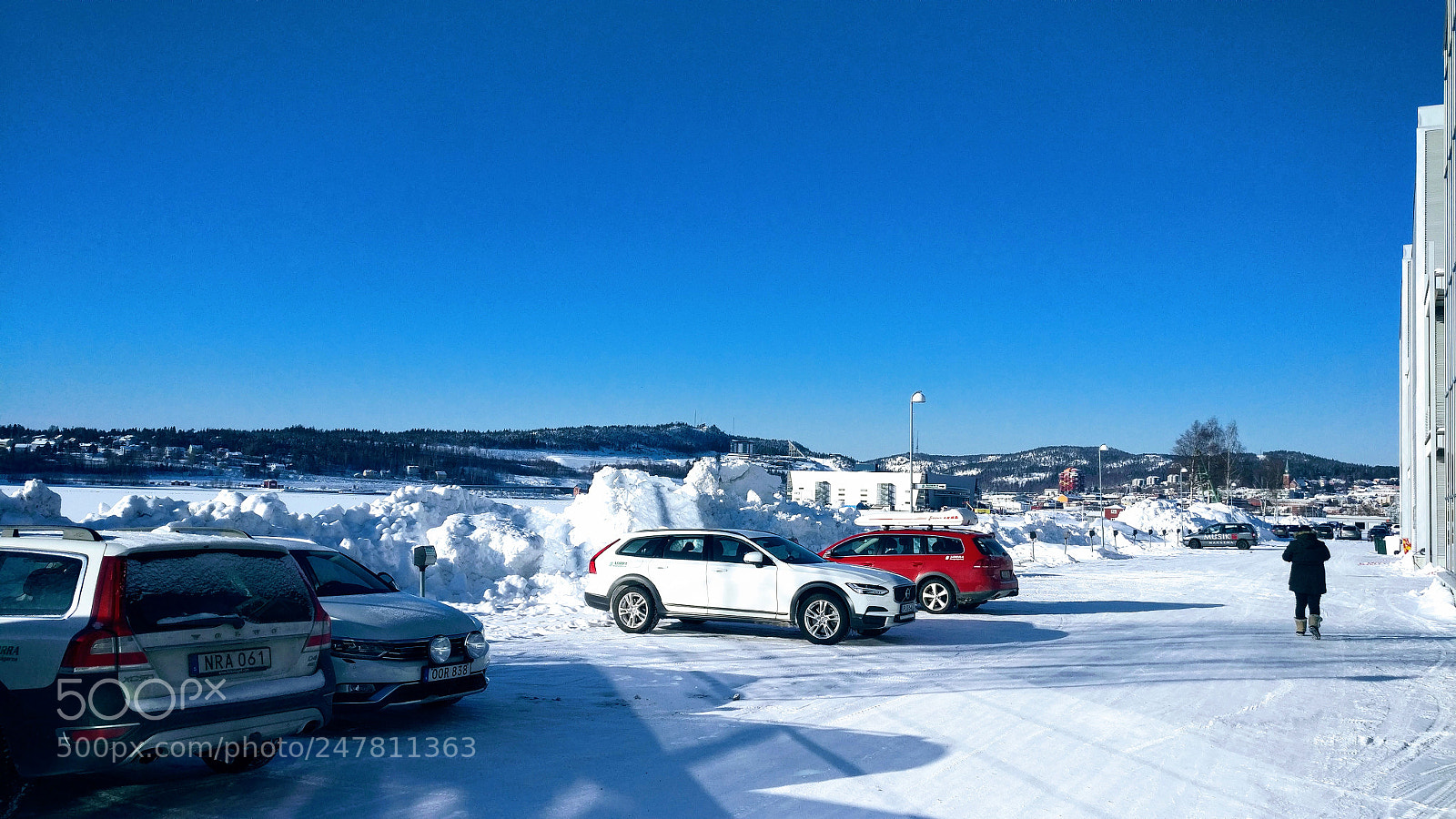 OnePlus A3003 sample photo. Blue sky white ground! photography