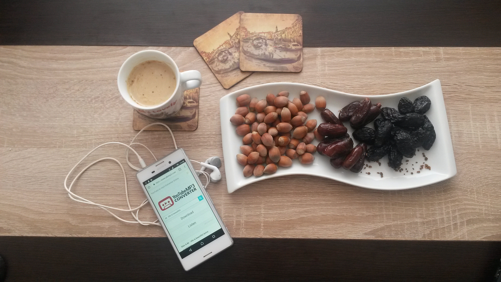 Samsung Galaxy S4 Active sample photo. Domestic hazelnuts photography