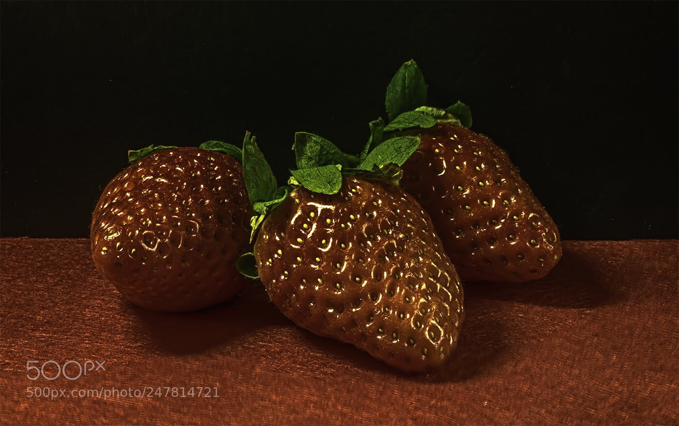 Olympus OM-D E-M5 II sample photo. Yummy strawberries photography