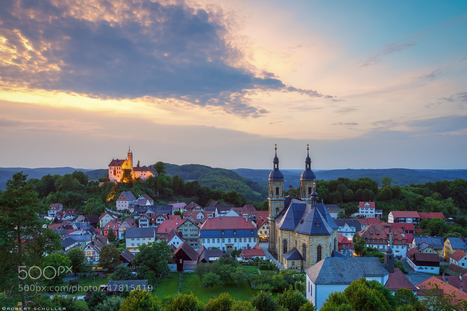 Sony a7R II sample photo. Castle and basilica in photography