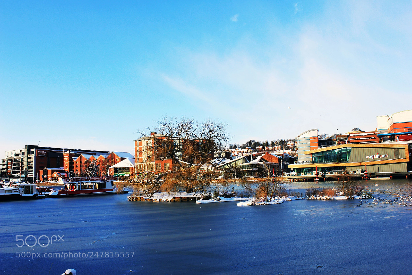 Canon EOS 550D (EOS Rebel T2i / EOS Kiss X4) sample photo. Icy lake ! photography