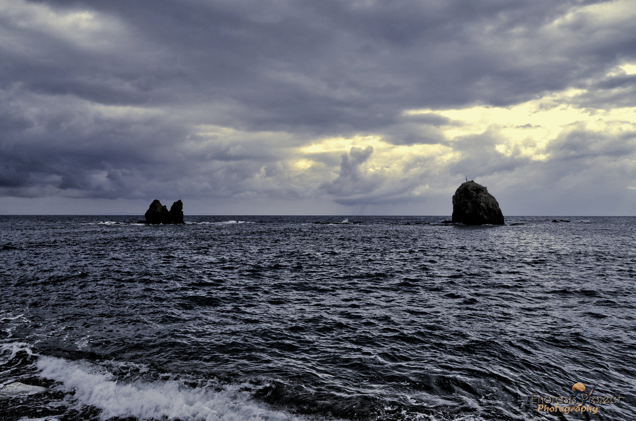 Nikon D5100 + Sigma 17-70mm F2.8-4 DC Macro OS HSM sample photo. A dark sea ! photography