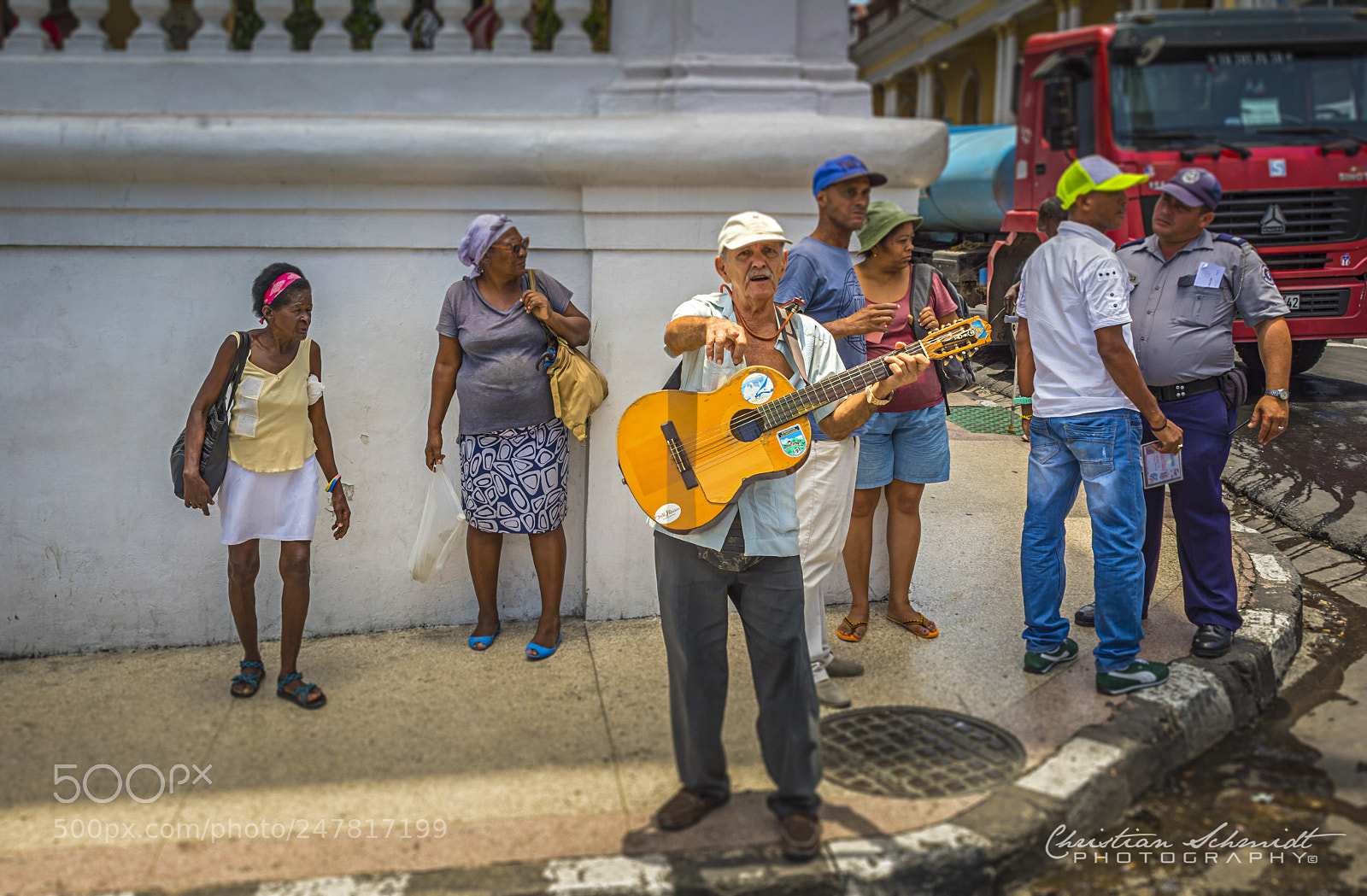 Nikon D7100 sample photo. The street musician photography