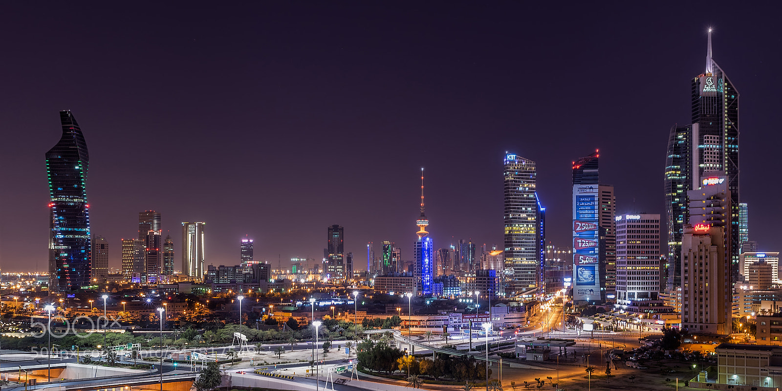 Sony a7 II sample photo. The city never sleeps photography