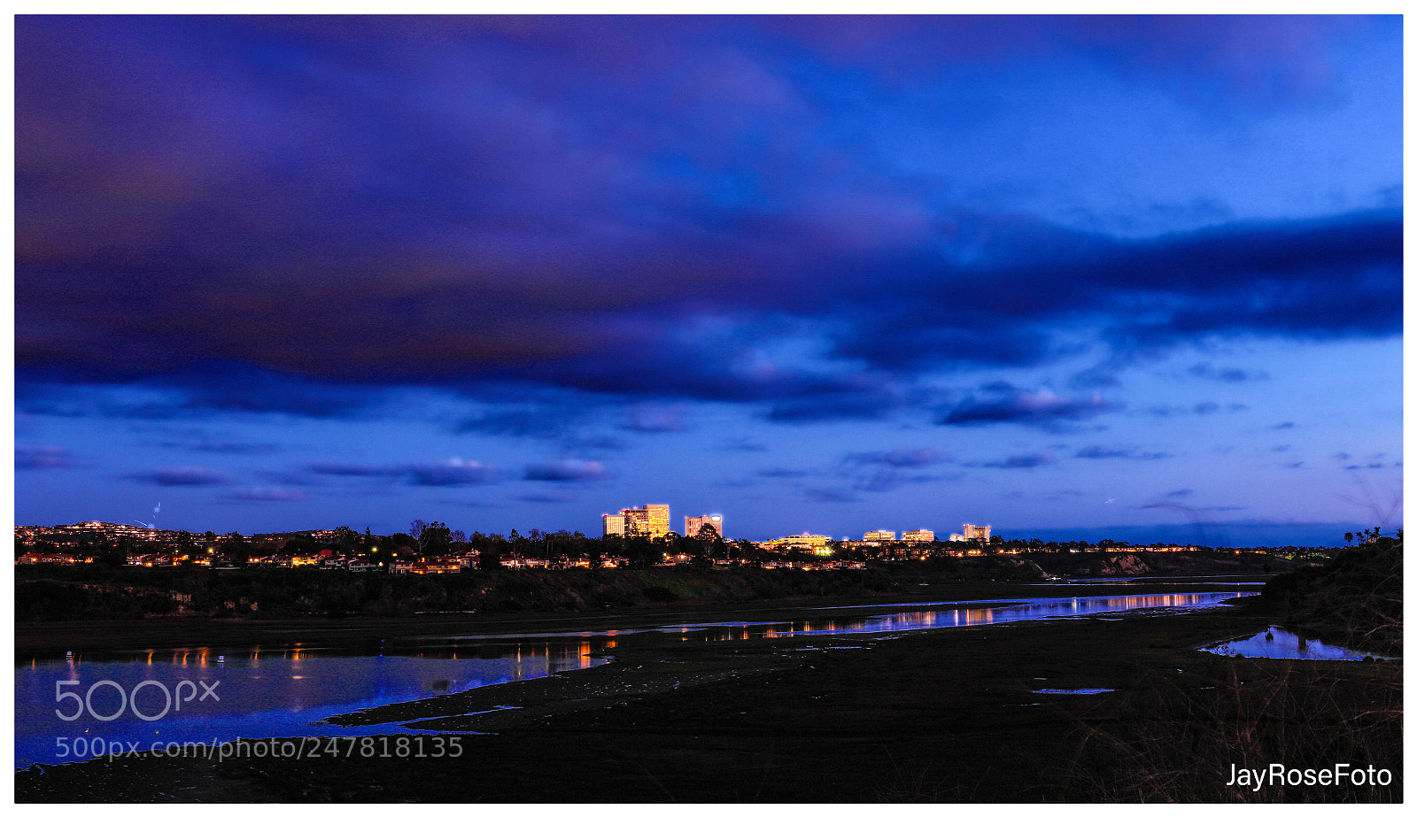 Canon EOS 5DS R sample photo. As dark as purple photography