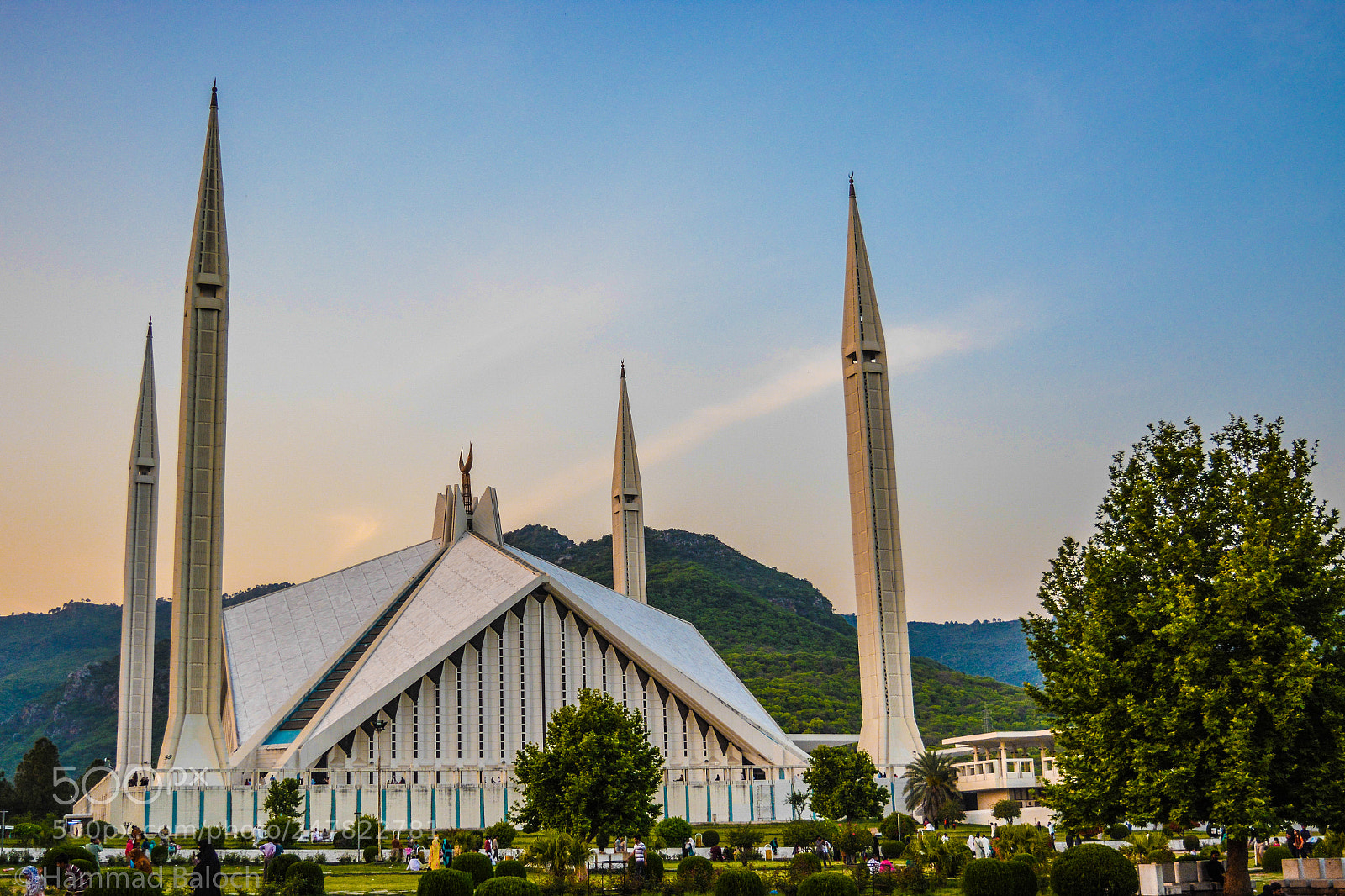 Nikon D5200 sample photo. Faisal mosque photography
