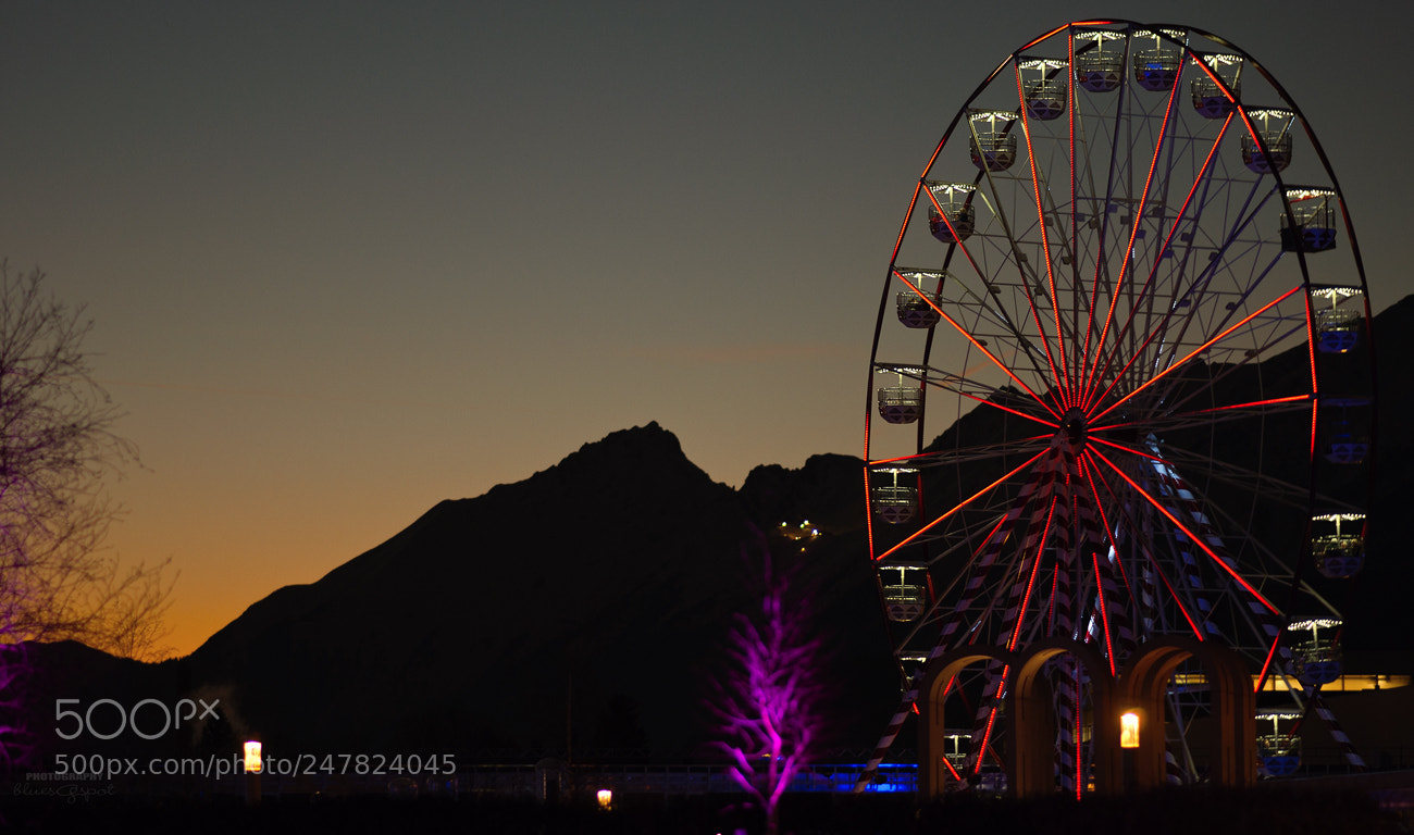 Nikon D5000 sample photo. Swarovski ferriswheel photography