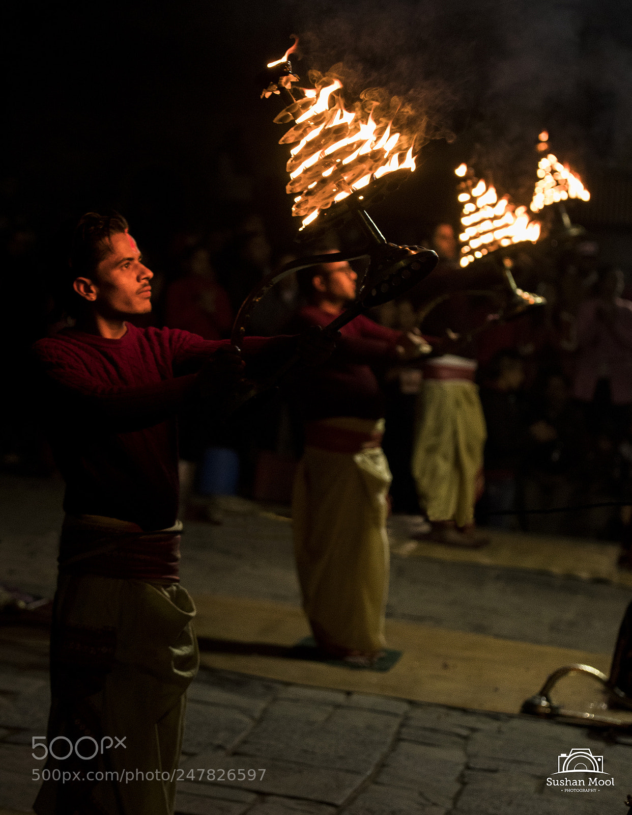 Canon EOS 80D sample photo. Pashupatinath aarati photography