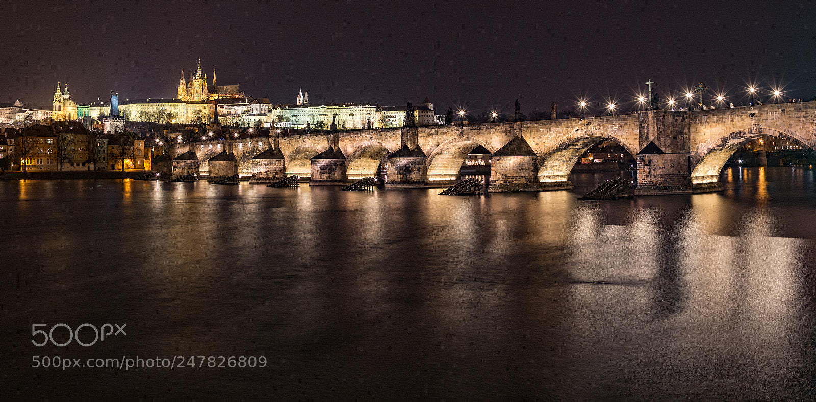 Canon EOS 100D (EOS Rebel SL1 / EOS Kiss X7) sample photo. Golden night in prague photography