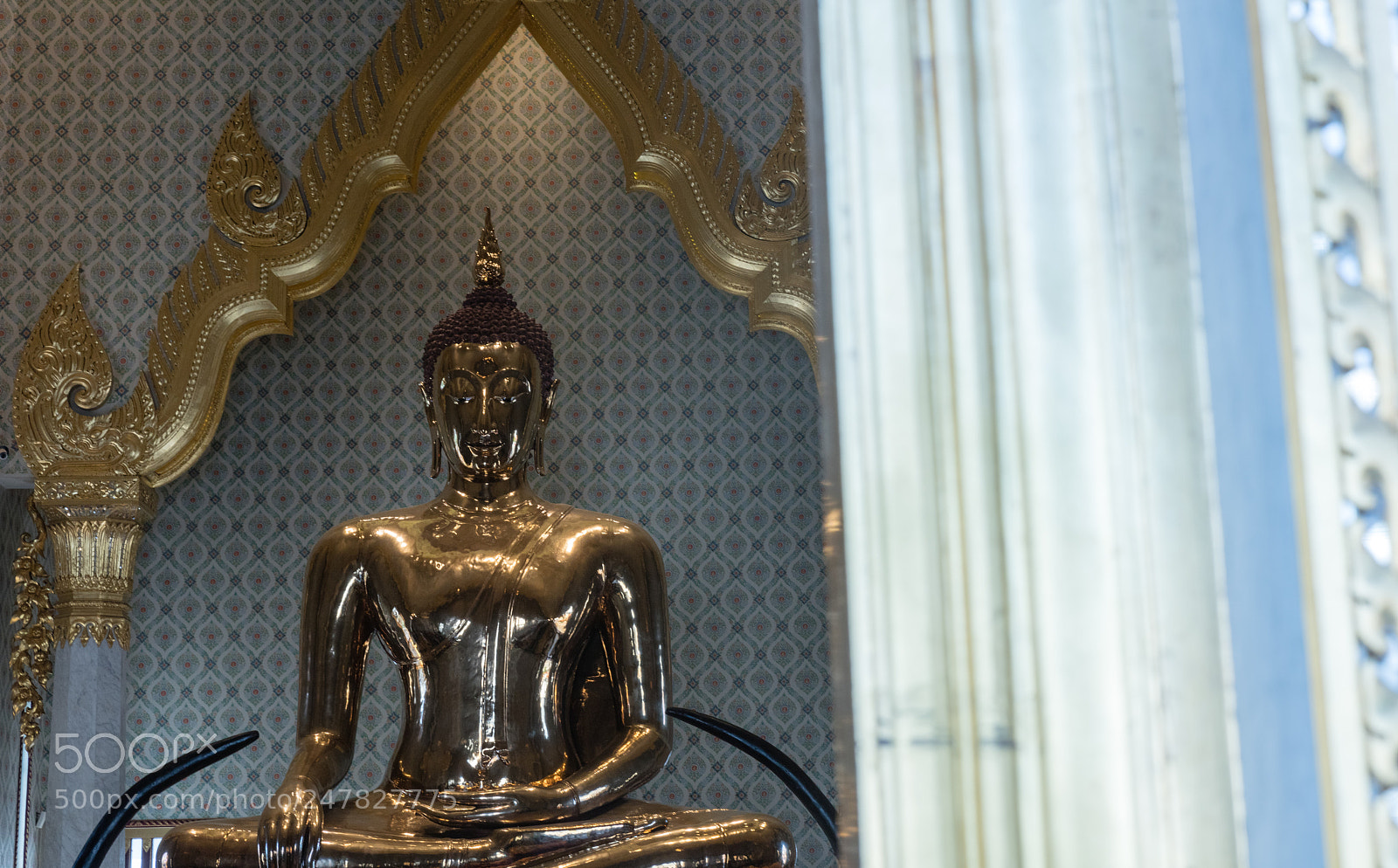 Canon EOS 5DS R sample photo. Wat traimiit, temple photography