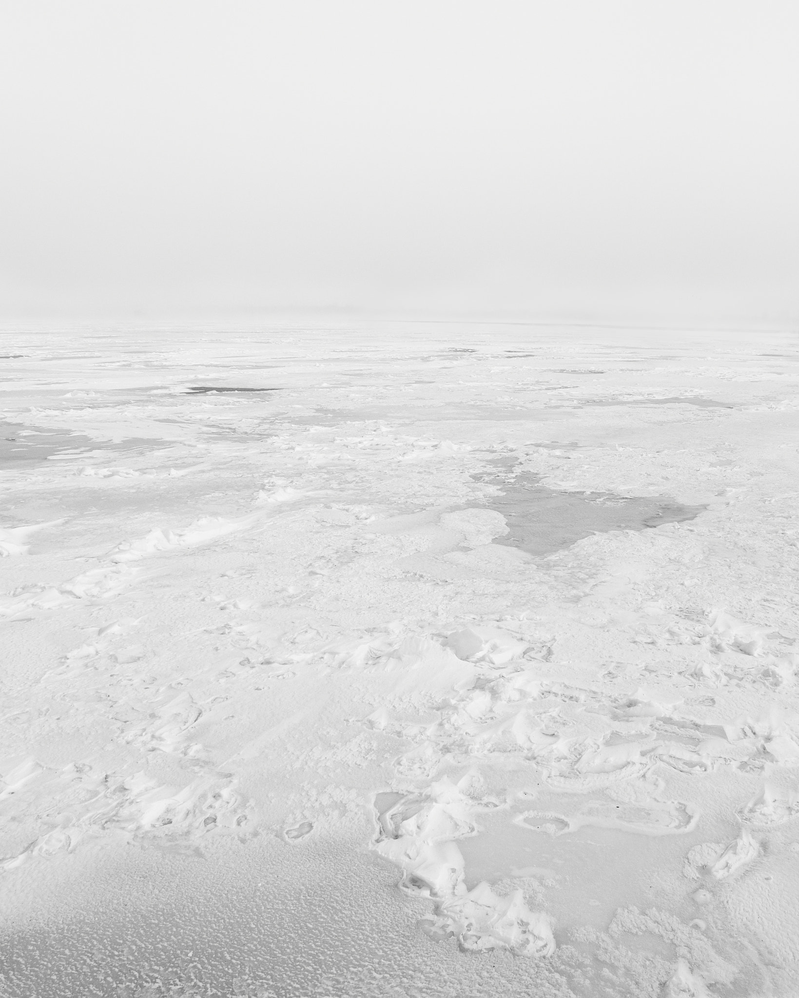 Canon EF-S 18-200mm F3.5-5.6 IS sample photo. Ice photography