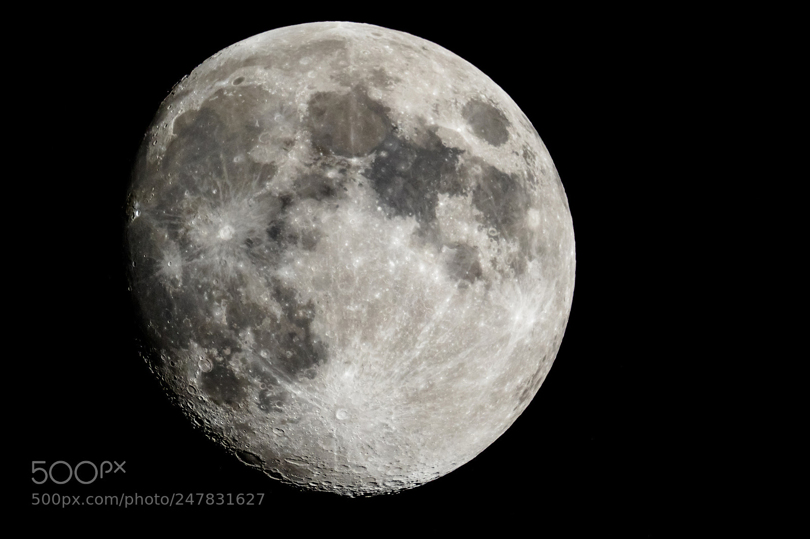 Canon EOS 7D Mark II sample photo. The moon photography
