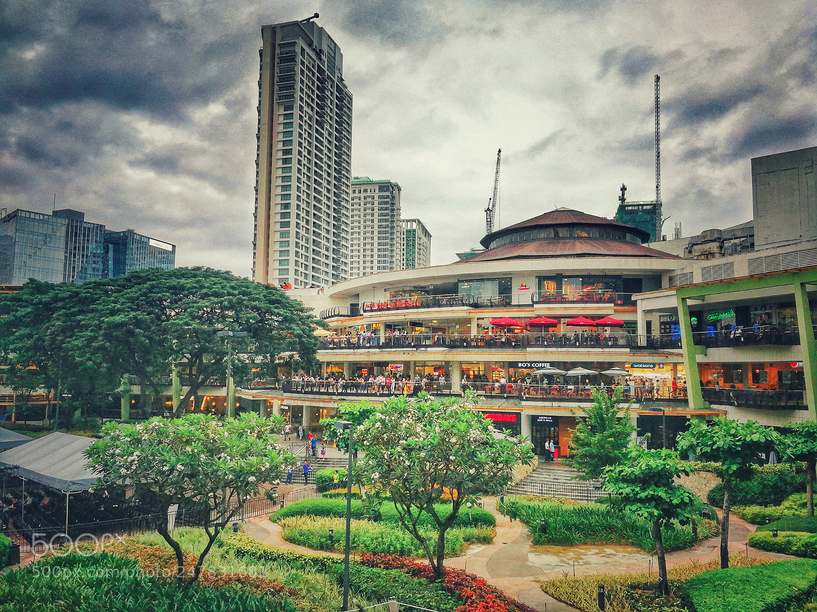HUAWEI P10 sample photo. Ayala photography