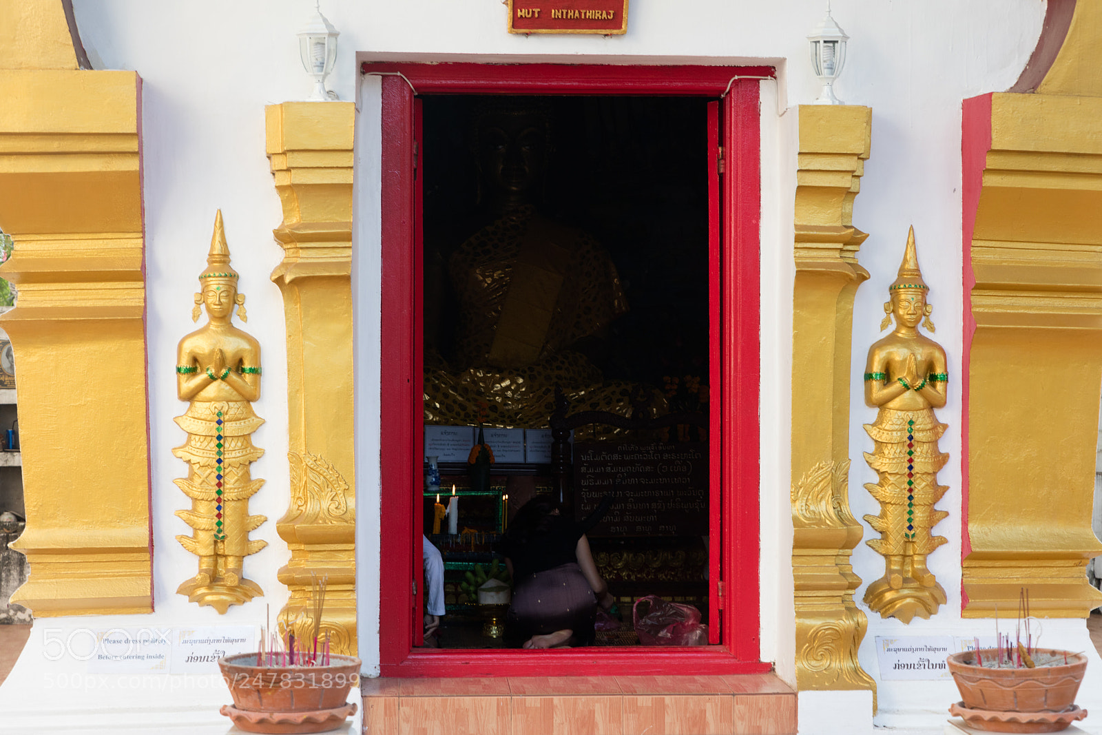 Canon EOS 5DS R sample photo. Temple in ,vientiane photography