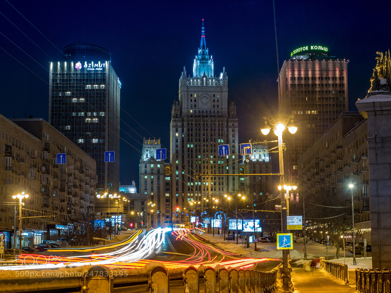 Olympus OM-D E-M5 II sample photo. Big city lights photography