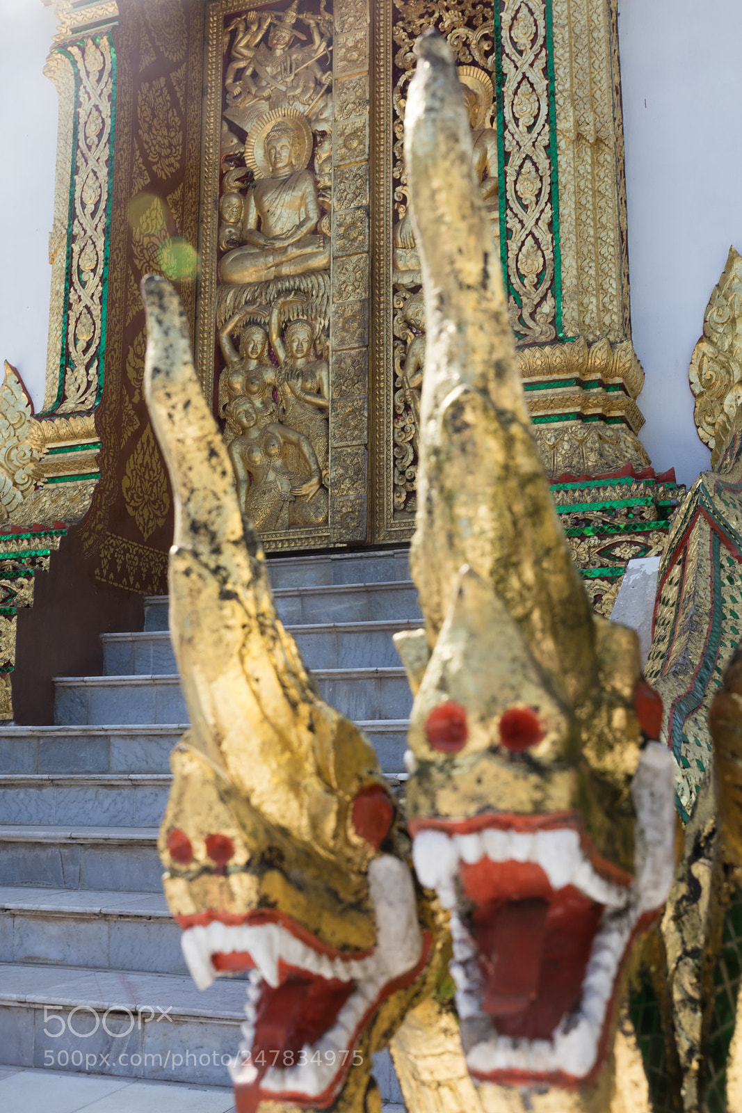 Canon EOS 5DS R sample photo. Temple in luang prabang photography