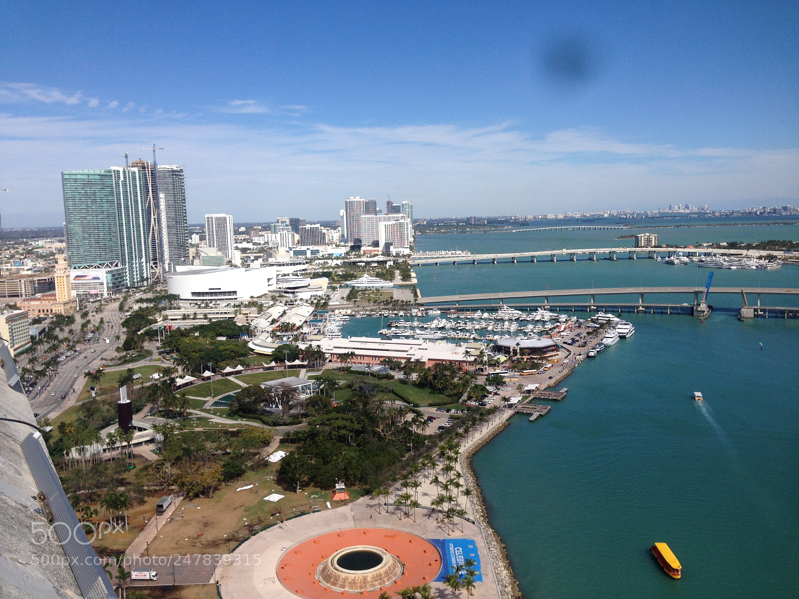 Apple iPhone 5 sample photo. Holny miami () photography