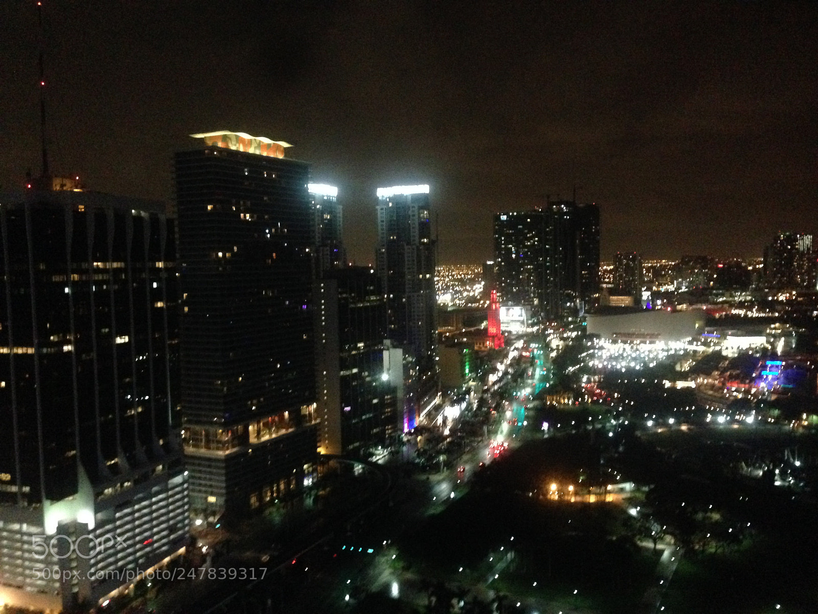 Apple iPhone 5 sample photo. Holny miami () photography