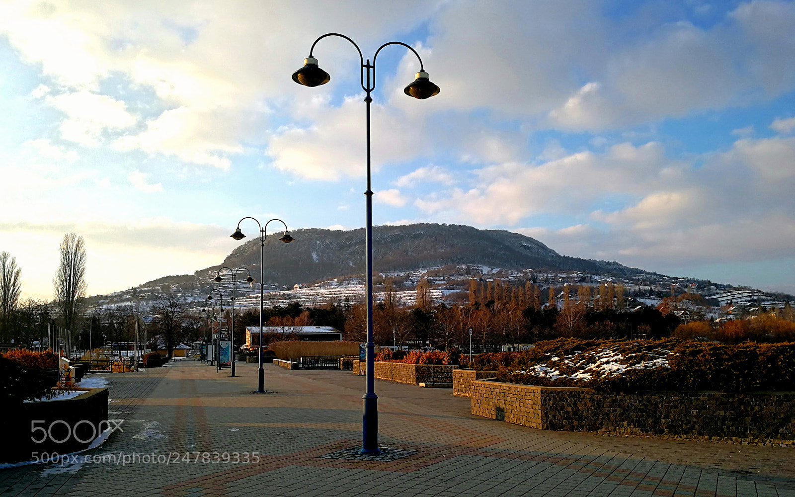HUAWEI Mate 9 sample photo. Nice lights of a photography